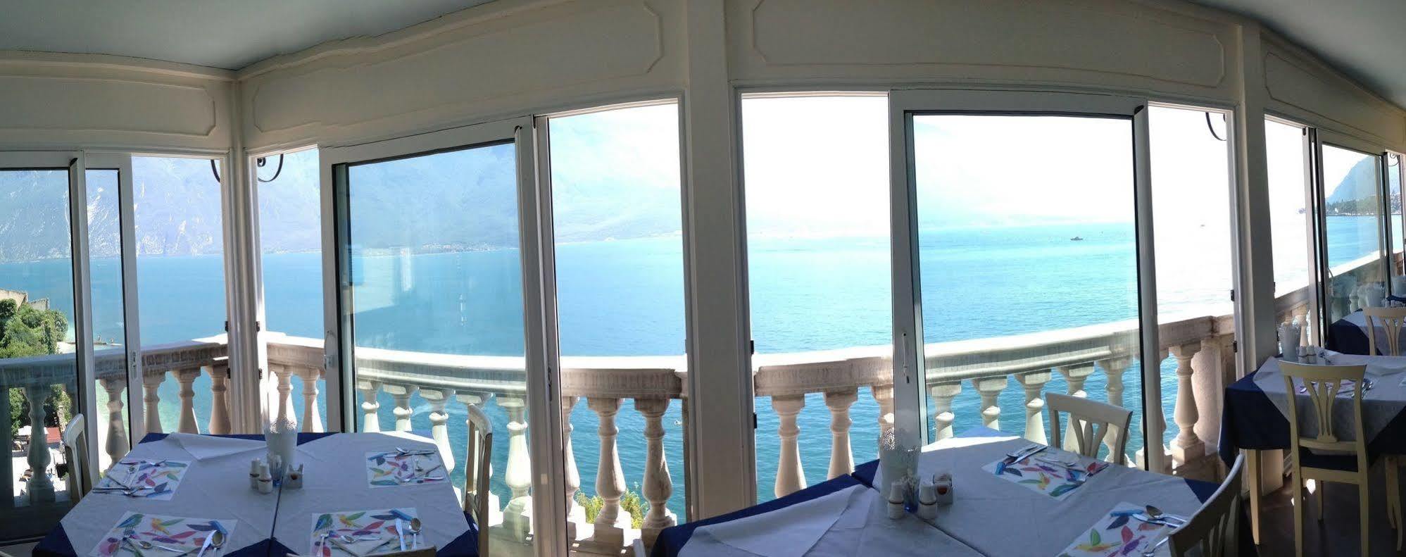 Villa Romantica Hotel Limone sul Garda Eksteriør billede